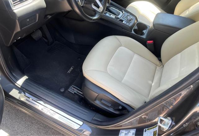 Photo of 2017 Gray Mazda CX-5