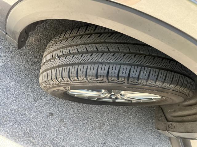 Photo of 2017 Gray Mazda CX-5