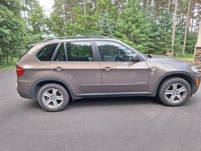 Photo of 2012 Brown BMW X5