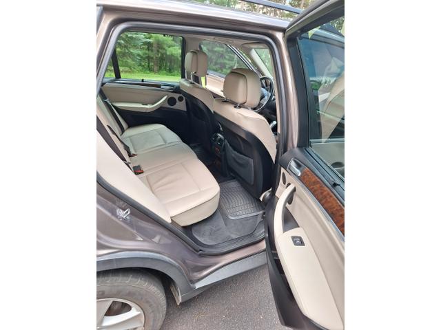 Photo of 2012 Brown BMW X5