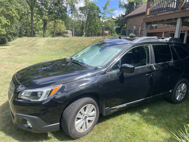 Photo of 2017 Black Subaru Outback