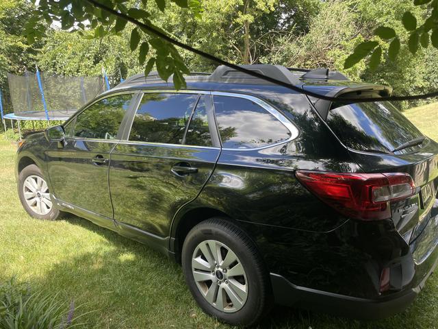 Photo of 2017 Black Subaru Outback