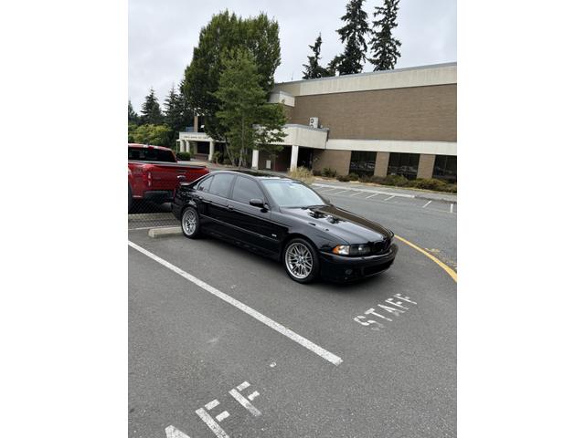 Photo of 2000 Black BMW M5
