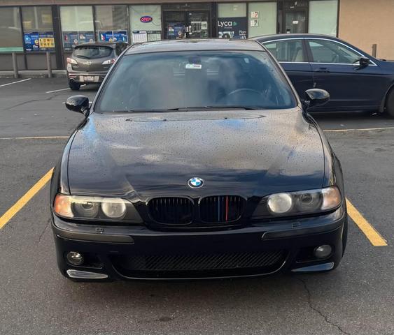 Photo of 2000 Black BMW M5