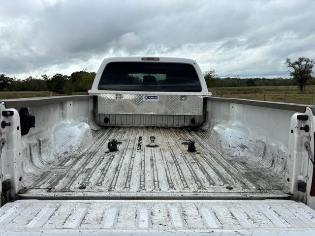 Photo of 2012 White Ford F-350