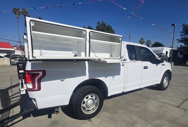 Photo of 2017 White Ford F-150