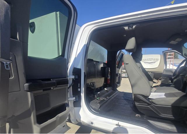 Photo of 2017 White Ford F-150