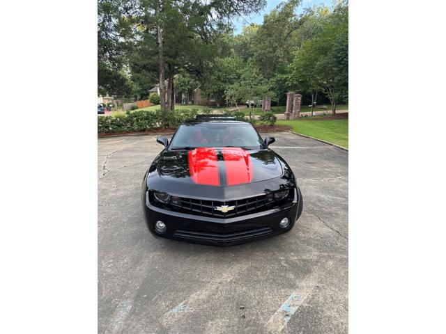 Photo of 2011 Black Chevrolet Camaro