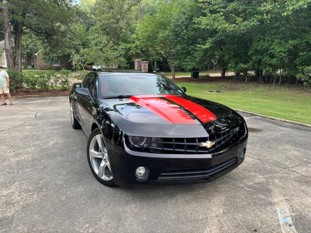 Photo of 2011 Black Chevrolet Camaro