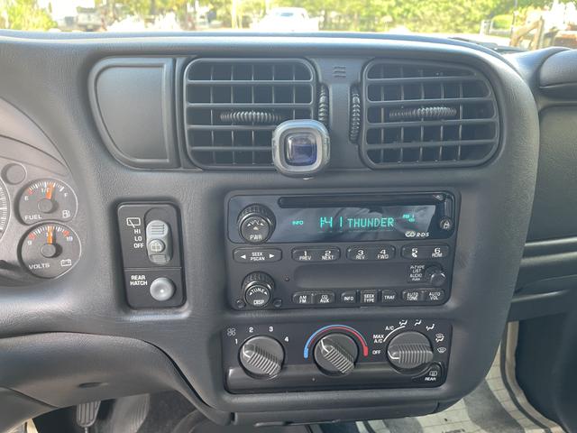 Photo of 2002 Red Chevrolet Blazer
