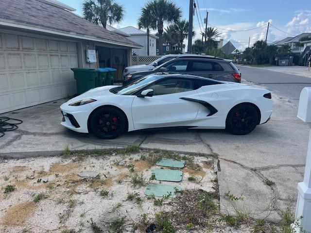 Photo of 2022 White Chevrolet Corvette