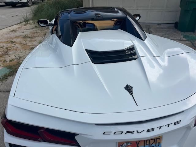 Photo of 2022 White Chevrolet Corvette
