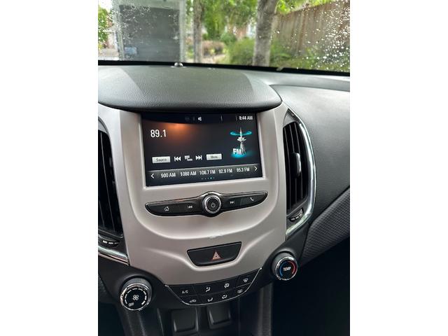 Photo of 2016 Silver Chevrolet Cruze