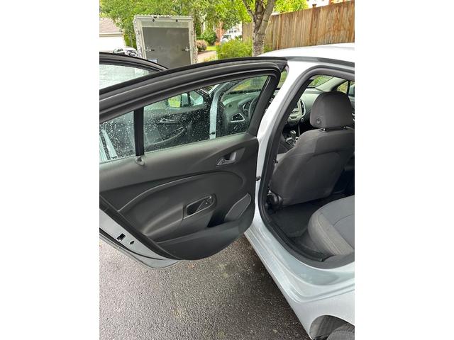 Photo of 2016 Silver Chevrolet Cruze