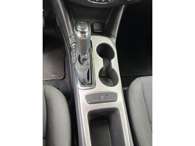 Photo of 2016 Silver Chevrolet Cruze