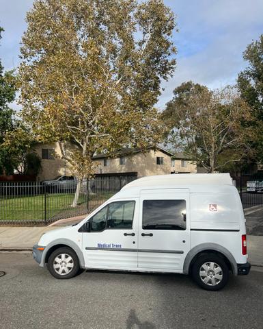 Photo of 2013 White Ford Transit Connect