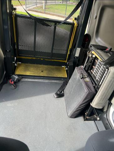 Photo of 2013 White Ford Transit Connect