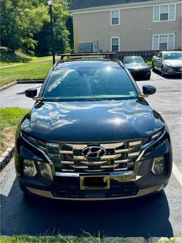 Photo of 2023 Black Hyundai SANTA CRUZ