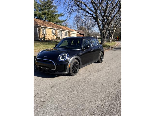 Photo of 2022 Black MINI Hardtop