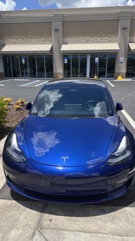 Photo of 2022 Blue Tesla Model 3