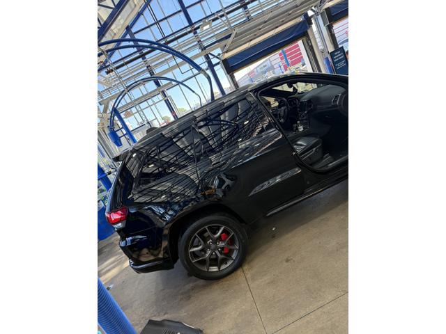 Photo of 2020 Black Jeep Grand Cherokee