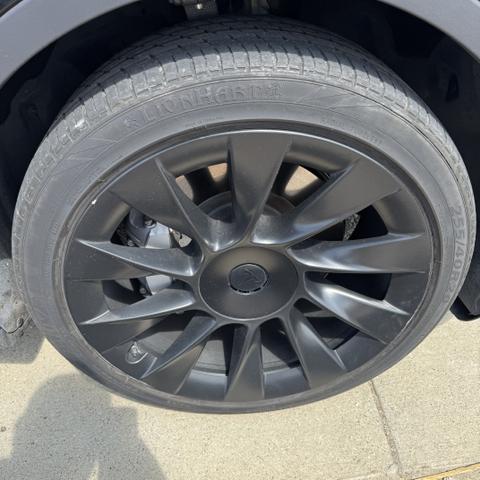 Photo of 2020 Black Tesla Model Y