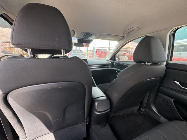 Photo of 2023 Black Hyundai ELANTRA