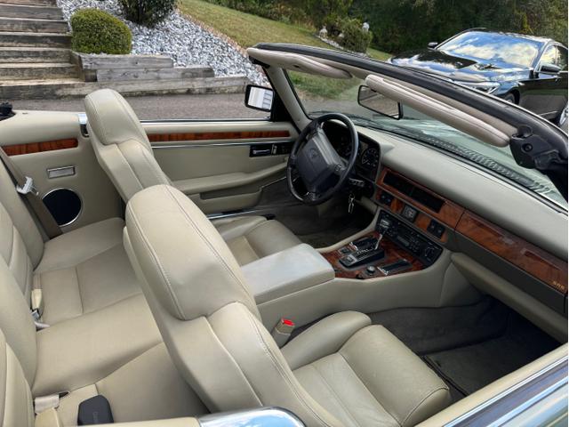 Photo of 1995 Green Jaguar XJS