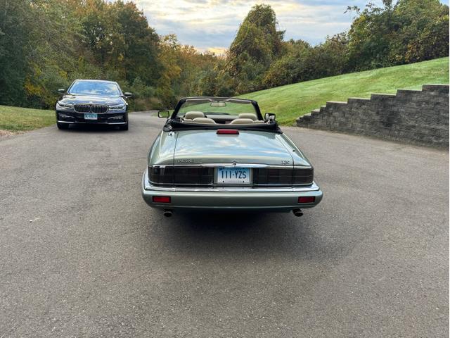Photo of 1995 Green Jaguar XJS