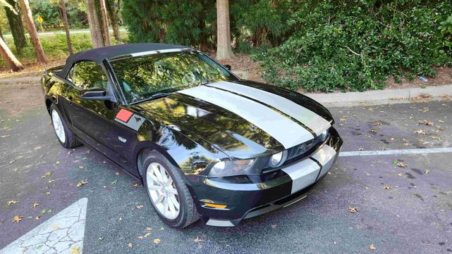 Photo of 2010 Black Ford Mustang