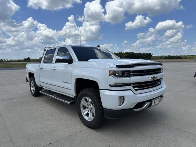 Photo of 2017 White Chevrolet Silverado 1500