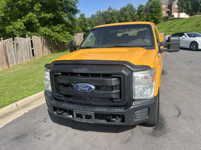 Photo of 2013 Yellow Ford F-250