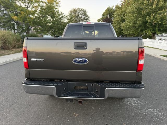 Photo of 2005 Beige Ford F-150