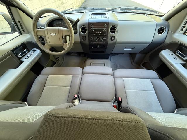 Photo of 2005 Beige Ford F-150