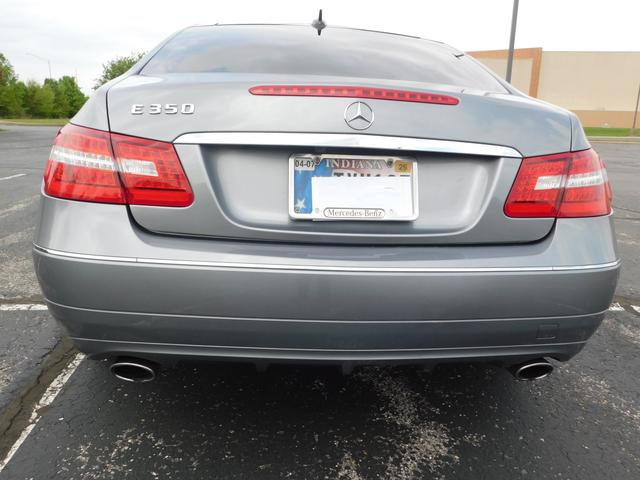 Photo of 2012 Silver Mercedes-Benz E-Class
