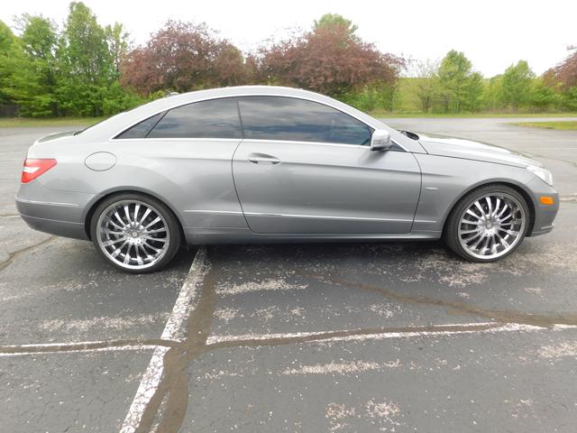 Photo of 2012 Silver Mercedes-Benz E-Class