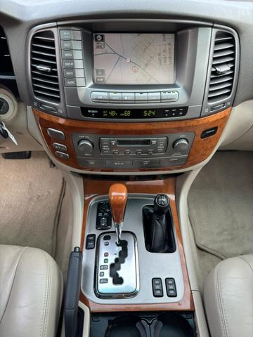 Photo of 2006 Black Lexus LX 470