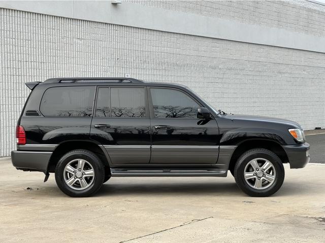 Photo of 2006 Black Lexus LX 470