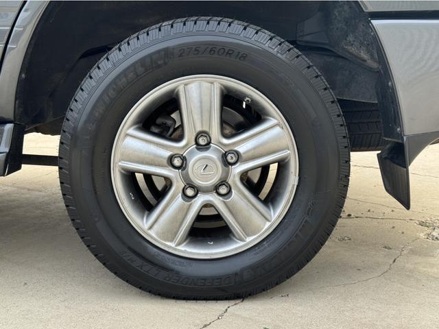 Photo of 2006 Black Lexus LX 470