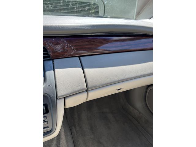 Photo of 2003 White Cadillac DeVille