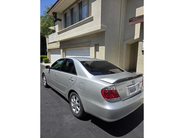 Photo of 2005 Silver Toyota Camry