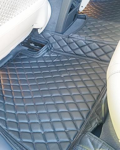 Photo of 2020 Red Mercedes-Benz GLE 350