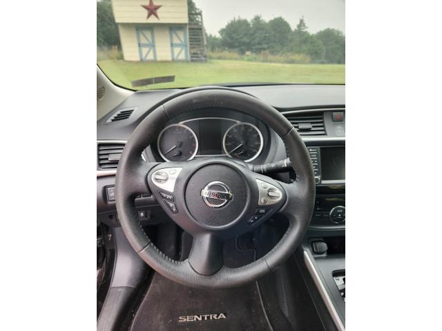 Photo of 2019 Black Nissan Sentra