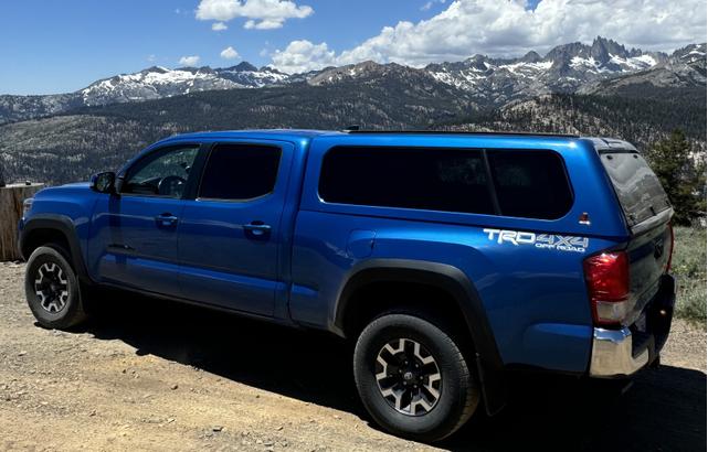 Photo of 2017 Blue Toyota Tacoma