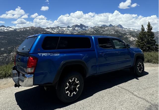 Photo of 2017 Blue Toyota Tacoma