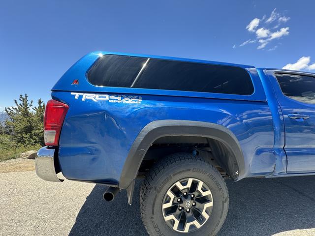 Photo of 2017 Blue Toyota Tacoma