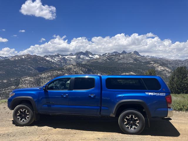 Photo of 2017 Blue Toyota Tacoma