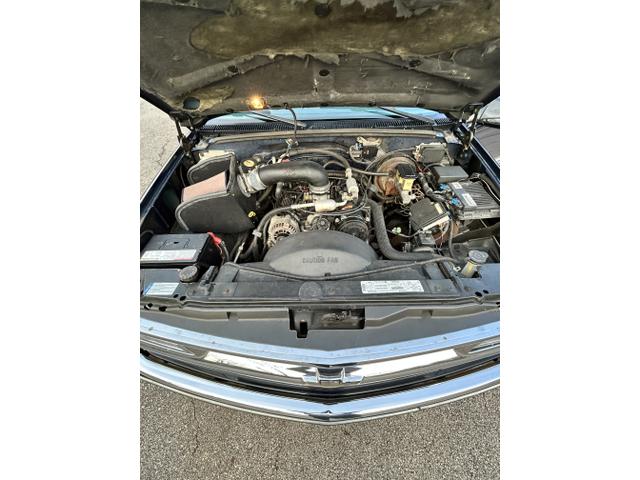 Photo of 1999 Blue Chevrolet Tahoe