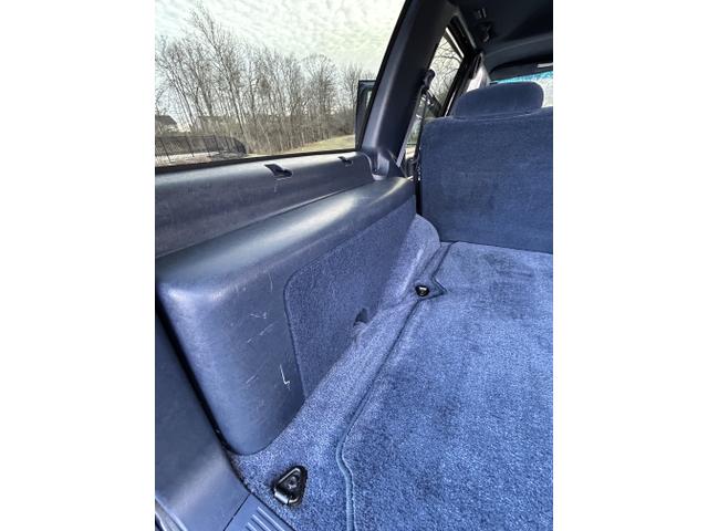 Photo of 1999 Blue Chevrolet Tahoe