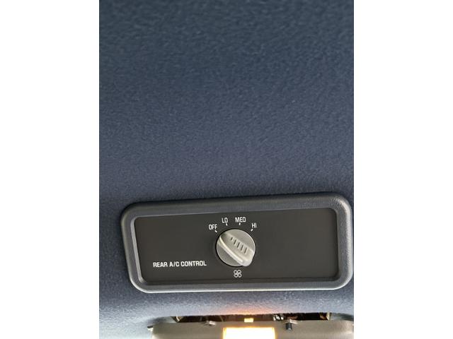 Photo of 1999 Blue Chevrolet Tahoe